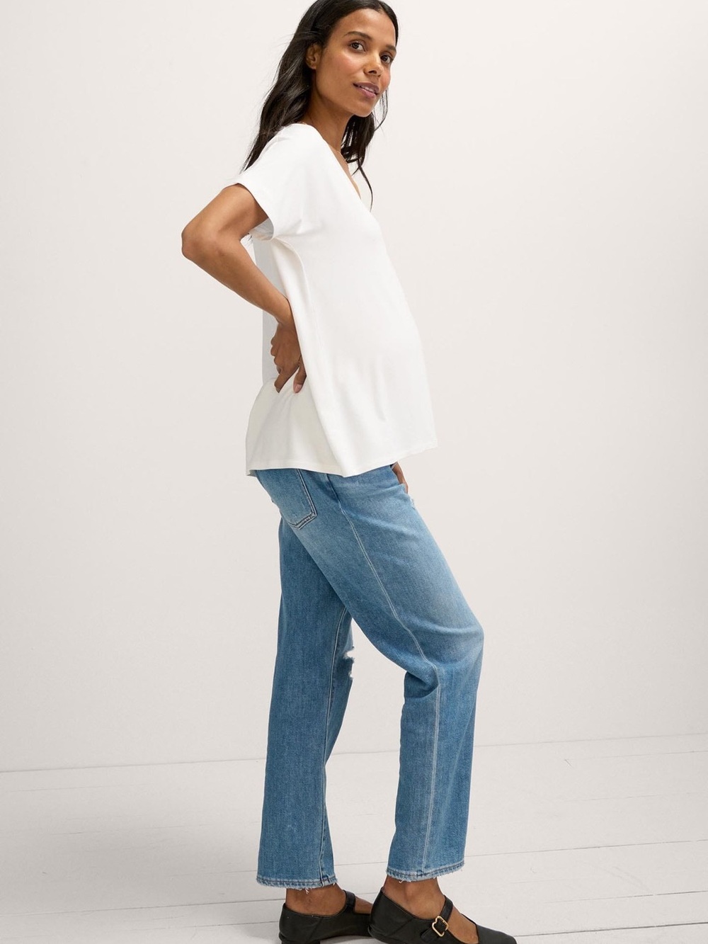 HATCH The Perfect Vee White Maternity Tee Size 2 Medium
